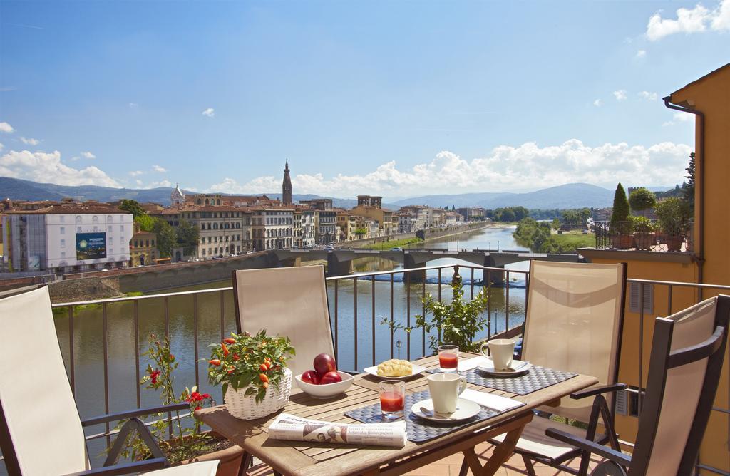 One-Bedroom Apartment with Terrace